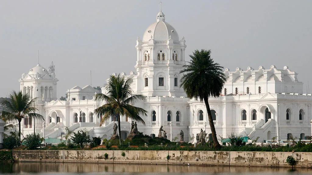 Tripura_palace_2940