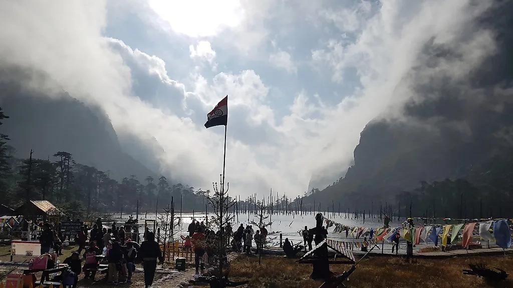 Madhuri lake